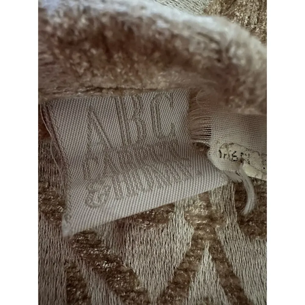 ABC Carpet hone Throw blanket damask jacquard tan Beige Gray antique style42x52”